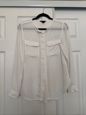 H&M White Button-Front Long Sleeve Blouse